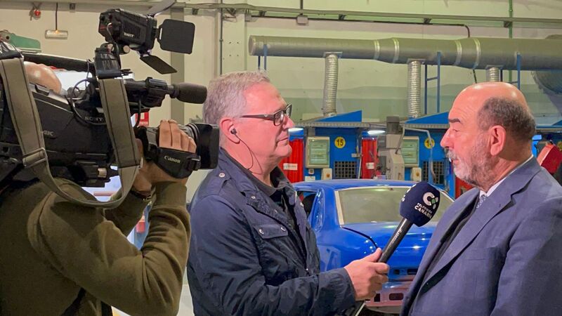 Vicente Marrero presenta de los Robots de Soldadura en RTVCanaria